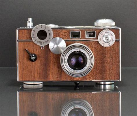 Ilott Vintage - appareils photo old school - Journal du Design | Vintage cameras, Retro camera ...