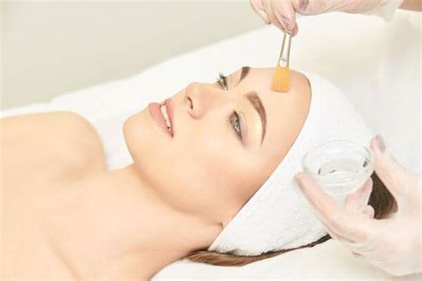 10 Things to Expect After Your First Chemical Peel – U.S. Dermatology ...