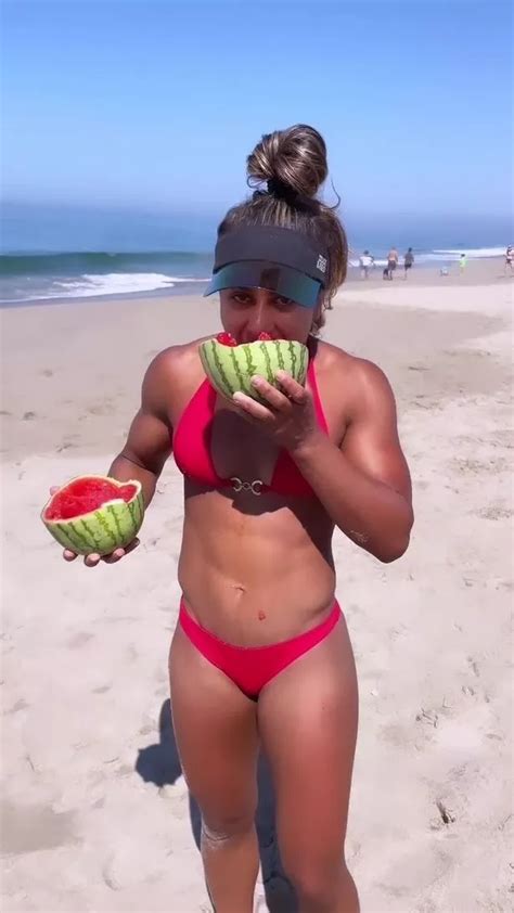 UFC 285 star Tabatha Ricci crushes watermelon with boob and arm before ...