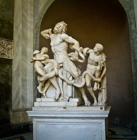 Grupo De Laocoon En El Museo De Vatican Foto de archivo editorial - Imagen de laocoon, muerte ...