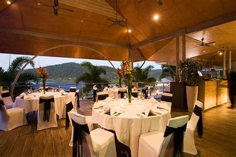 8 Things To Know About Getting Married At Airlie Beach - Queensland Brides