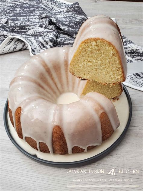 How To Make The Perfect Vanilla Bundt Cake With Vanilla Glaze