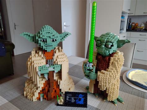 Old vs New Yoda : r/lego