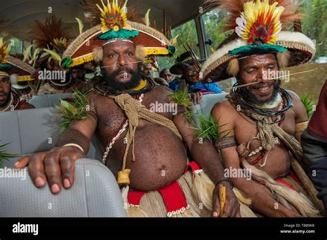 Papua New Guinea, Hela province, Huli tribe, Tari area, Kobe Tumbiali ...