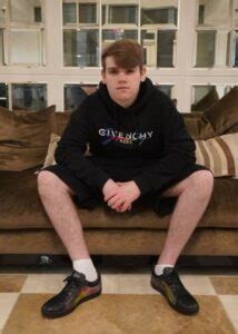 Mongraal Height, Weight, Age, Family, Facts, Education, Biography