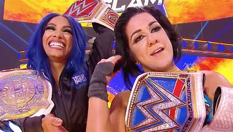 Backstage Note on Why WWE Delayed the Sasha Banks & Bayley Feud | 411MANIA