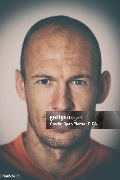 Arjen Robben Portrait Photos and Premium High Res Pictures - Getty Images