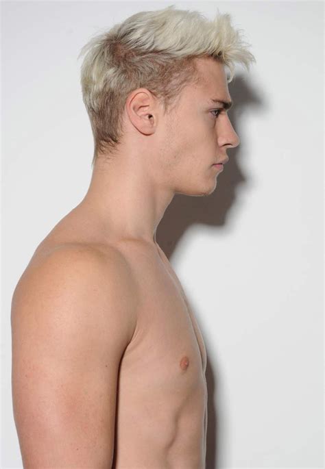 male model: Oliver Strummvol-- profile/side view --> http://www.kultmodelagency.com/sedcard ...