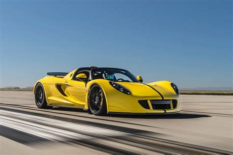 Hennessey Venom GT Spyder sets new open-top speed record