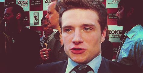 josh hutcherson funny gifs | WiffleGif