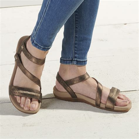 The Arch Support Adjustable Sandals - Hammacher Schlemmer