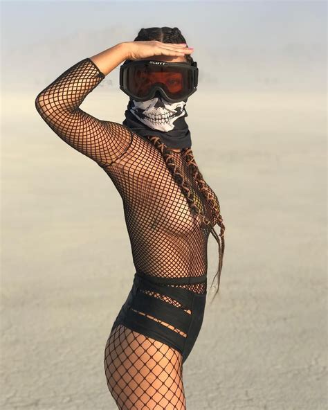 Pin by Marcel Mitrox on Burning Man | Burning man outfits, Burning man fashion, Burning man girls