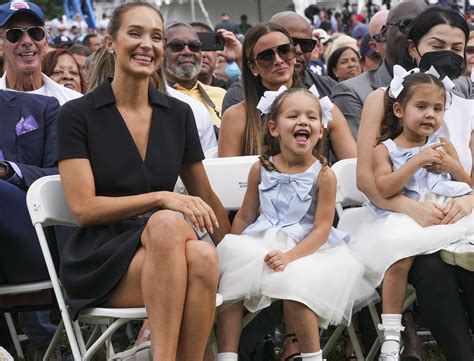 Derek Jeter Brings Wife and Daughters to Hall of Fame Induction