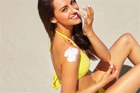 The Ultimate Guide To Choosing The Best Sunscreen For Dry Skin