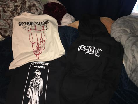 merch came in