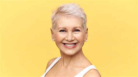 The Best Pixie Cut Styles for Women Over 50 - in2vogue