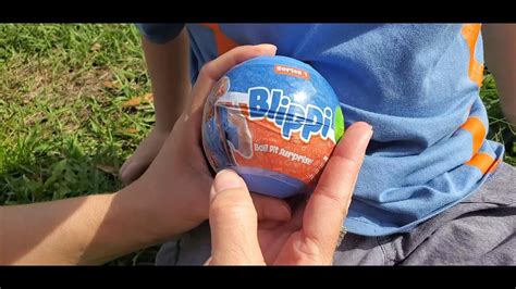 Blippi Ball pit surprise series 1 - 3 pack opening on Jonathan's PLayhouse #1 Blippi fan ...