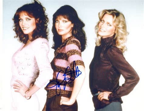 JACLYN SMITH - Charlie's Angels AUTOGRAPH Signed 8x10 Photo B