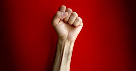 10 Common Hand Gestures That Used To Mean Something Else - Listverse