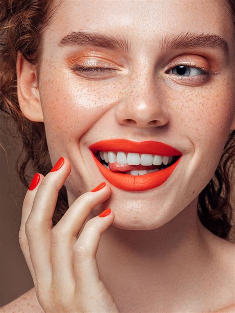 How To Wear Orange Lipstick in Real Life!