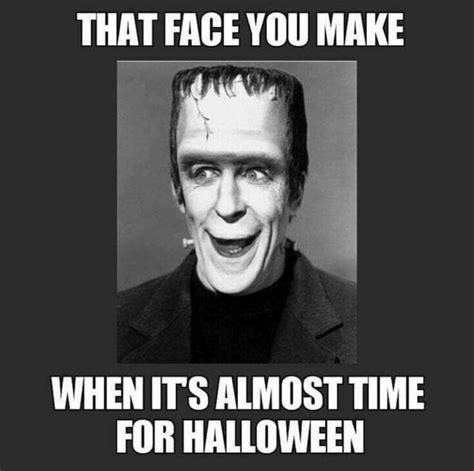 31 Spooky Halloween Memes to Get The Season Started - Funny Gallery ...