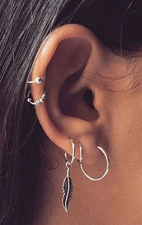 Steal These 30 Ear Piercing Ideas | Helix piercing jewelry, Earings piercings, Ear piercings