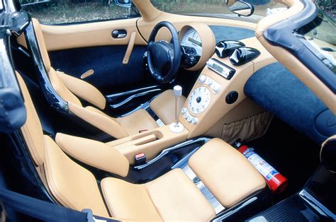 Koenigsegg CC8S 2002-2004 interior | Autocar