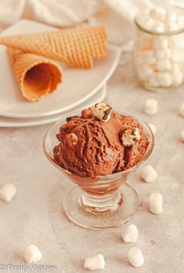 Chocolate Marshmallow Ice Cream - Pastry Wishes