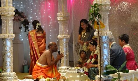 Bride and her parents in first blessings of Hindu wedding … | Flickr