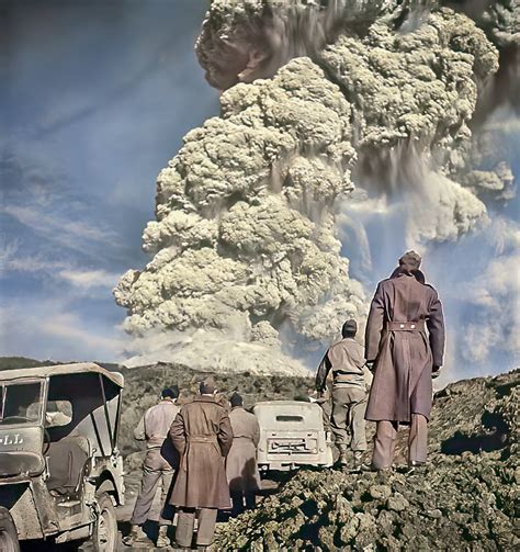 Mount Vesuvius eruption, 1944. : pics