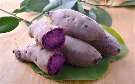 Ingredient Spotlight: Ube, the Purple Yams That Make Desserts Gorgeous ...