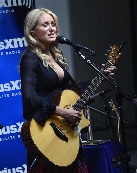 JEWEL KILCHER at SiriusXM Acoustic Christmas with Jewel and Shawn ...