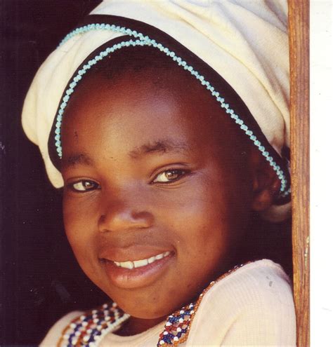 Niña de Sudafrica Laughter, Culture, Cute Photos, Portraits, Fotografia