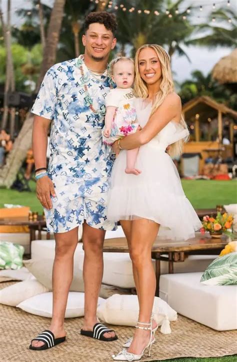 Kansas City Chiefs Quarterback Patrick Mahomes Marries Longtime Love ...