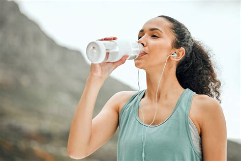 How To Tell if You Aren't Drinking Enough Water - Parade