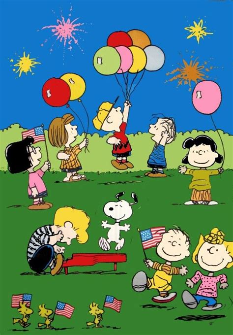 Memorial Day or Fourth of July?!?! | Snoopy, Charlie brown and snoopy ...