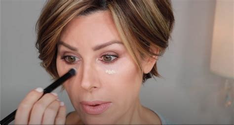 Best Concealers for Mature, Dry Undereye Skin - Dominique Sachse