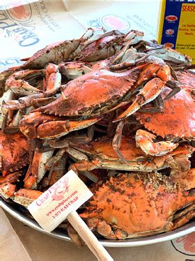 Boiled Blue Crabs