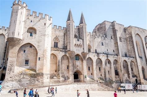 Palace of the Popes in Avignon: A Tour - Travel Addicts