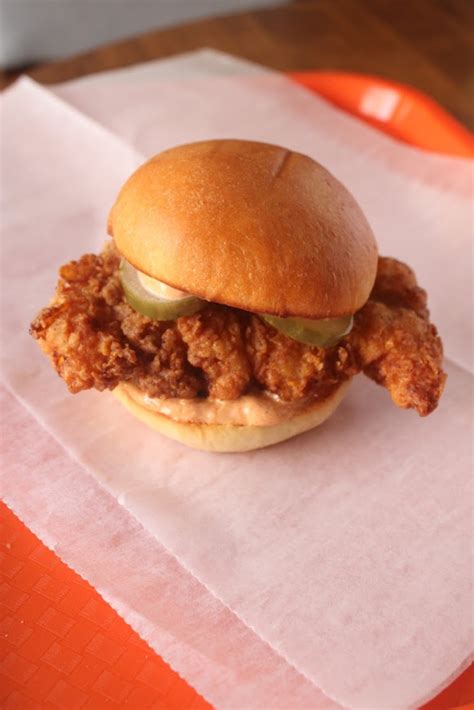 Ten steps to great fried chicken sandwiches – Bounded by Buns