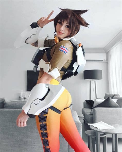 Tracer cosplay (Overwatch) : r/gaming