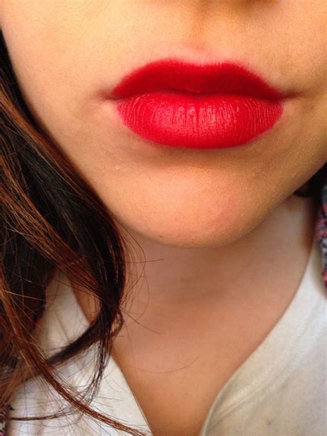 Rimmel's Kate in Kiss of Life is a perfect dupe for MAC's Russian red. (Rimmel… | Mac russian ...