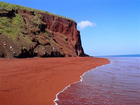 Top 10s: 10 Colorful Beaches around the world