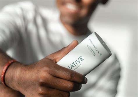 5 Of The Best Men’s Deodorant for Sensitive Skin To Help Alleviate ...