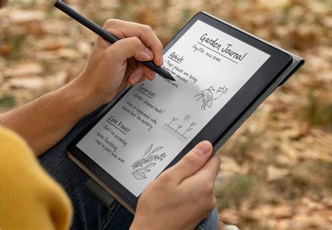 Amazon Says New Features Will Be Added to Kindle Scribe Soon