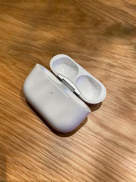 Apple AirPods 3rd Gen Trådlöst Laddningsetui - .. | Köp på Tradera ...