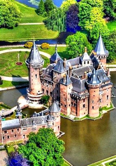 Castle around the world! | Castle, Beautiful castles, Netherlands travel