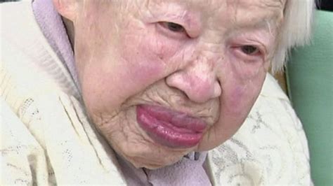 World's oldest woman on record is 114 years old - BBC News