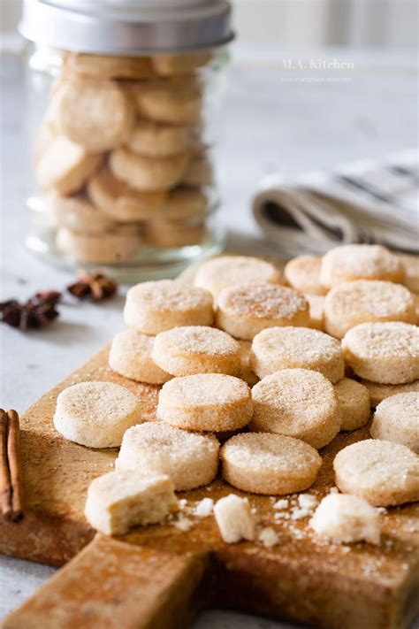 Pan de Polvo (Mexican Shortbread Cookies)