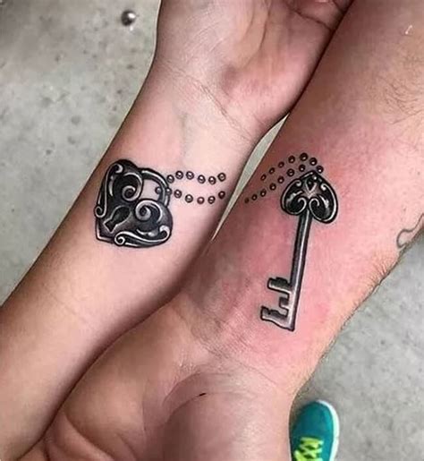 Cool Couple Tattoo / 29 Incredible And Bonding Couple Tattoos To Show Your Passion And Eternal ...